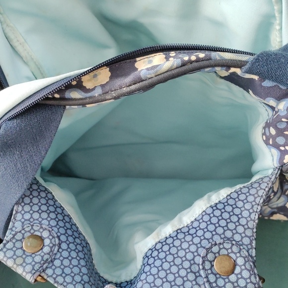 Petunia Pickle Bottom canvas diaper bag💙 - Picture 4 of 6